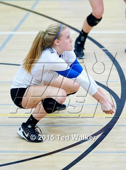 Thumbnail 3 in Saint Francis vs. Presentation (CIF CCS D2 Semifinal) photogallery.