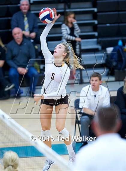 Thumbnail 2 in Saint Francis vs. Presentation (CIF CCS D2 Semifinal) photogallery.