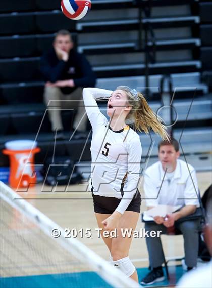Thumbnail 1 in Saint Francis vs. Presentation (CIF CCS D2 Semifinal) photogallery.