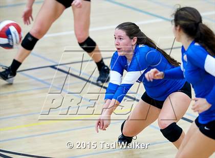 Thumbnail 3 in Saint Francis vs. Presentation (CIF CCS D2 Semifinal) photogallery.