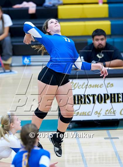 Thumbnail 2 in Saint Francis vs. Presentation (CIF CCS D2 Semifinal) photogallery.
