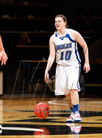 Thumbnail 1 in Pueblo South vs. Broomfield (CHSAA 4A Final Four) photogallery.