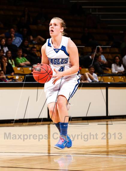 Thumbnail 1 in Pueblo South vs. Broomfield (CHSAA 4A Final Four) photogallery.