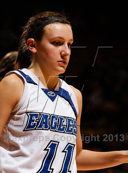 Thumbnail 1 in Pueblo South vs. Broomfield (CHSAA 4A Final Four) photogallery.