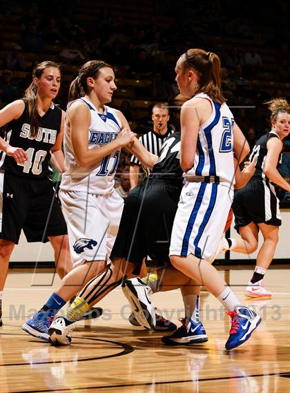 Thumbnail 2 in Pueblo South vs. Broomfield (CHSAA 4A Final Four) photogallery.