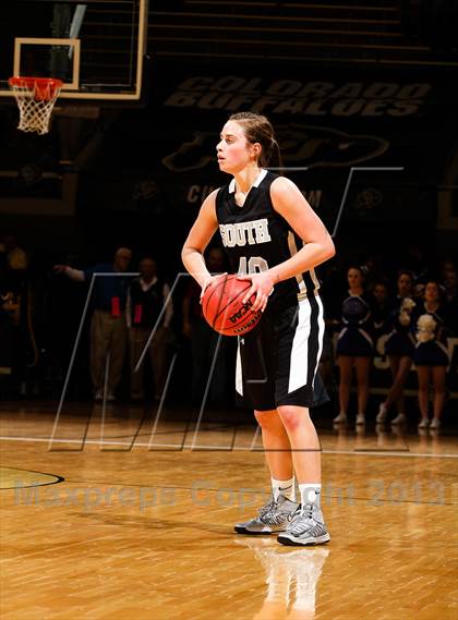Thumbnail 2 in Pueblo South vs. Broomfield (CHSAA 4A Final Four) photogallery.