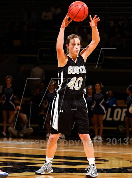 Thumbnail 2 in Pueblo South vs. Broomfield (CHSAA 4A Final Four) photogallery.