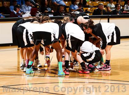 Thumbnail 1 in Pueblo South vs. Broomfield (CHSAA 4A Final Four) photogallery.