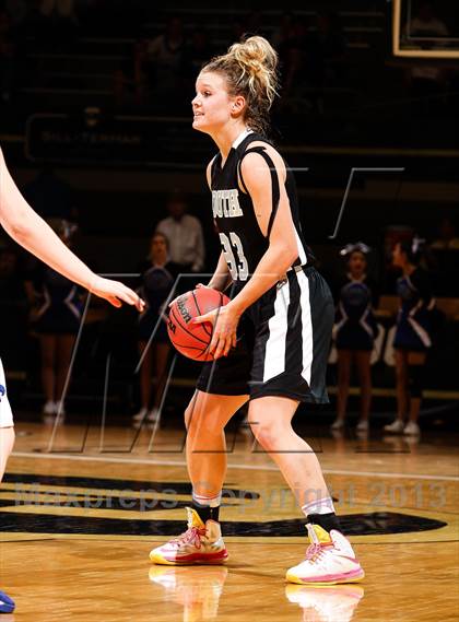 Thumbnail 3 in Pueblo South vs. Broomfield (CHSAA 4A Final Four) photogallery.