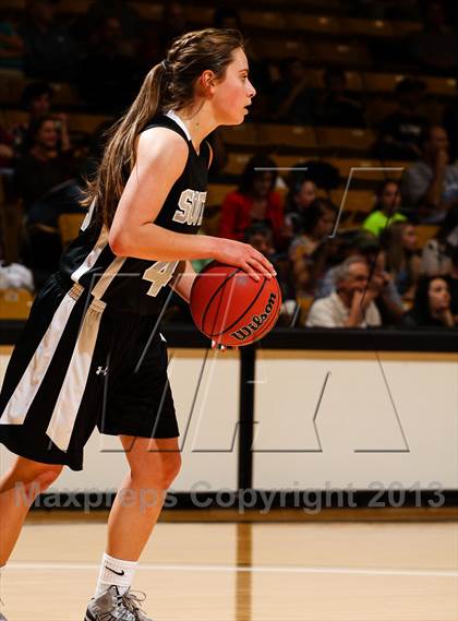 Thumbnail 2 in Pueblo South vs. Broomfield (CHSAA 4A Final Four) photogallery.