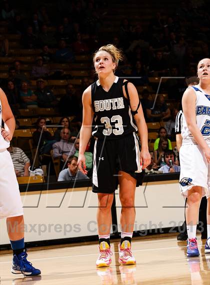 Thumbnail 1 in Pueblo South vs. Broomfield (CHSAA 4A Final Four) photogallery.