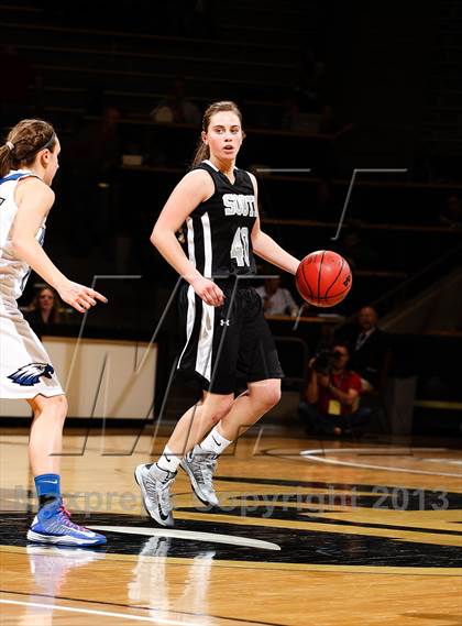 Thumbnail 1 in Pueblo South vs. Broomfield (CHSAA 4A Final Four) photogallery.
