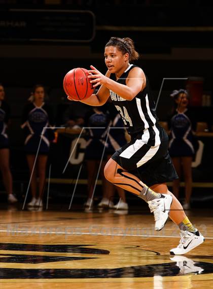 Thumbnail 1 in Pueblo South vs. Broomfield (CHSAA 4A Final Four) photogallery.