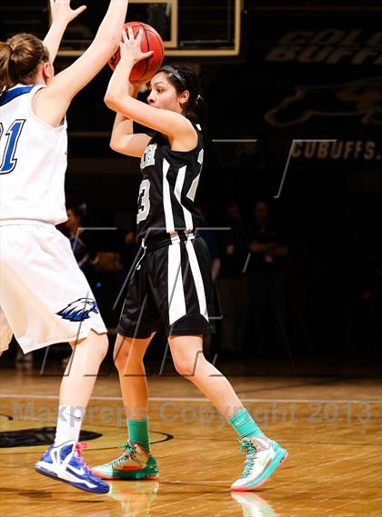Thumbnail 3 in Pueblo South vs. Broomfield (CHSAA 4A Final Four) photogallery.