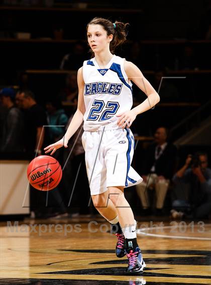 Thumbnail 2 in Pueblo South vs. Broomfield (CHSAA 4A Final Four) photogallery.