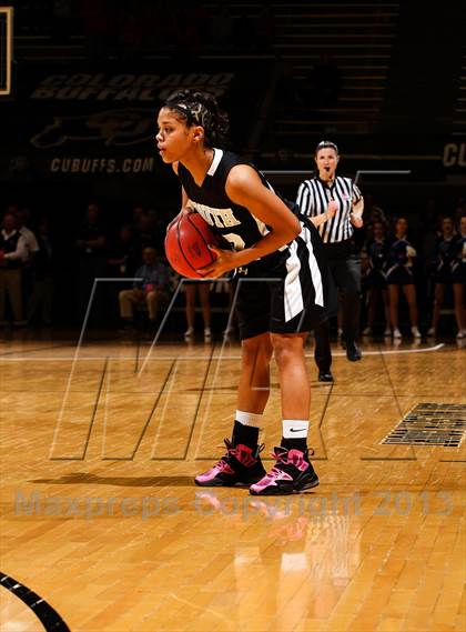 Thumbnail 1 in Pueblo South vs. Broomfield (CHSAA 4A Final Four) photogallery.