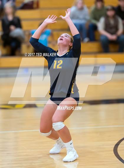 Thumbnail 3 in Aptos vs. Soquel (CIF CCS D3 Final) photogallery.