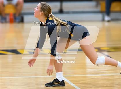 Thumbnail 3 in Aptos vs. Soquel (CIF CCS D3 Final) photogallery.