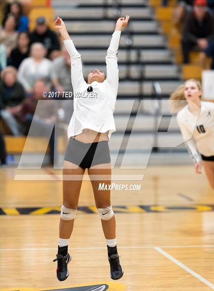 Thumbnail 1 in Aptos vs. Soquel (CIF CCS D3 Final) photogallery.