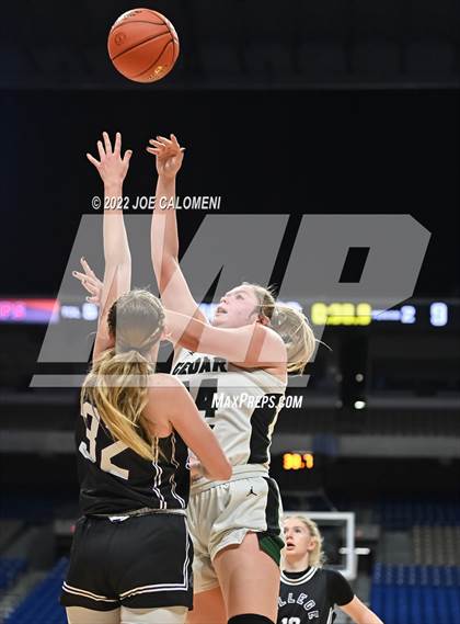 Thumbnail 1 in Cedar Park vs College Station (UIL 5A State Semifinal) photogallery.
