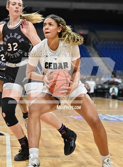 Thumbnail 3 in Cedar Park vs College Station (UIL 5A State Semifinal) photogallery.