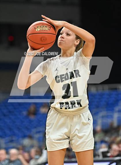 Thumbnail 3 in Cedar Park vs College Station (UIL 5A State Semifinal) photogallery.