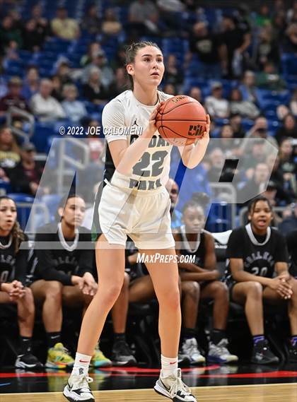 Thumbnail 1 in Cedar Park vs College Station (UIL 5A State Semifinal) photogallery.