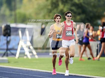 Thumbnail 2 in FHSAA 3A Finals (1600 Meter) photogallery.