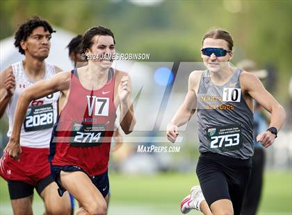 Thumbnail 2 in FHSAA 3A Finals (1600 Meter) photogallery.