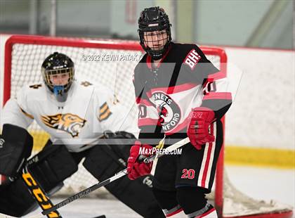 Thumbnail 2 in Branford @ Daniel Hand photogallery.