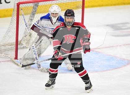 Thumbnail 2 in Masuk vs. BBDI (CIAC DIII Semifinal) photogallery.