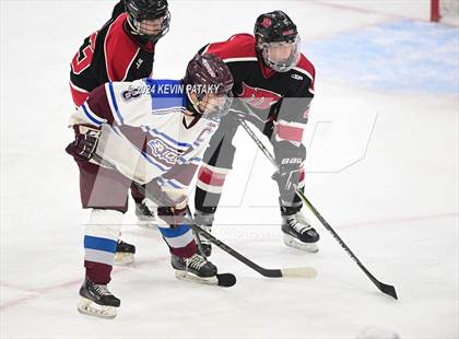 Thumbnail 2 in Masuk vs. BBDI (CIAC DIII Semifinal) photogallery.