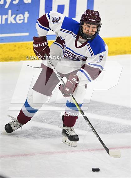 Thumbnail 3 in Masuk vs. BBDI (CIAC DIII Semifinal) photogallery.