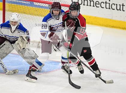 Thumbnail 3 in Masuk vs. BBDI (CIAC DIII Semifinal) photogallery.