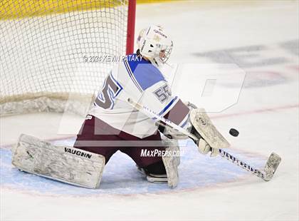 Thumbnail 1 in Masuk vs. BBDI (CIAC DIII Semifinal) photogallery.