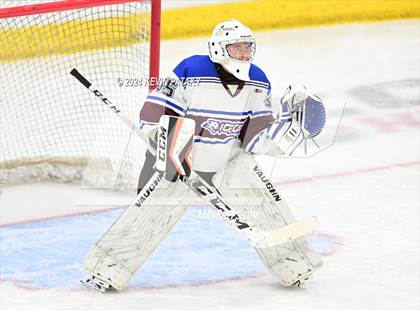 Thumbnail 2 in Masuk vs. BBDI (CIAC DIII Semifinal) photogallery.