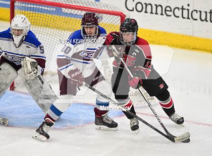 Thumbnail 2 in Masuk vs. BBDI (CIAC DIII Semifinal) photogallery.
