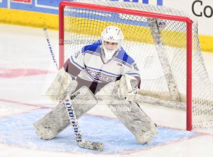 Thumbnail 2 in Masuk vs. BBDI (CIAC DIII Semifinal) photogallery.