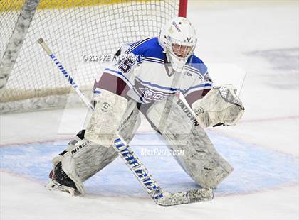 Thumbnail 2 in Masuk vs. BBDI (CIAC DIII Semifinal) photogallery.
