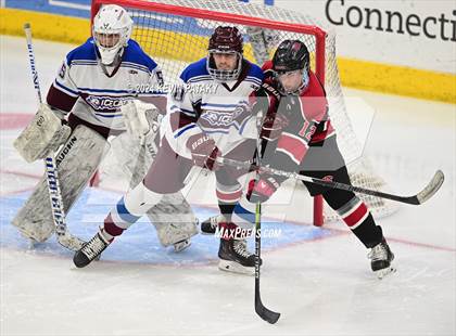 Thumbnail 3 in Masuk vs. BBDI (CIAC DIII Semifinal) photogallery.