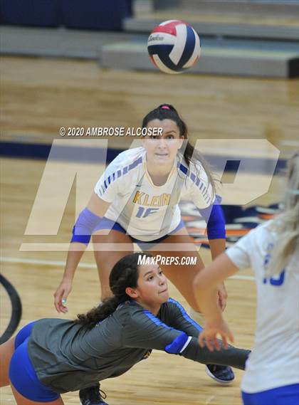 Thumbnail 1 in Klein @ Ridge Point photogallery.