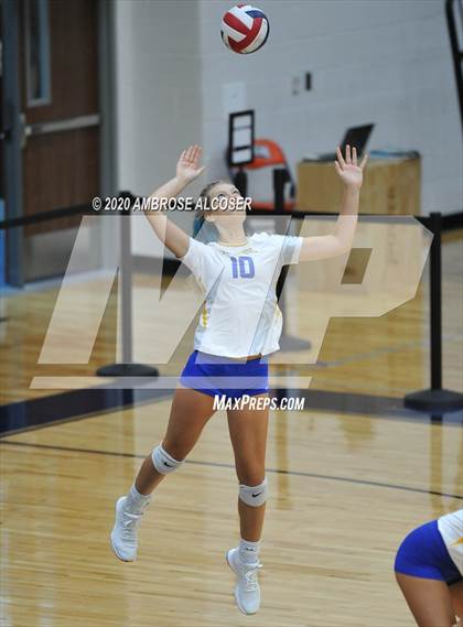Thumbnail 1 in Klein @ Ridge Point photogallery.