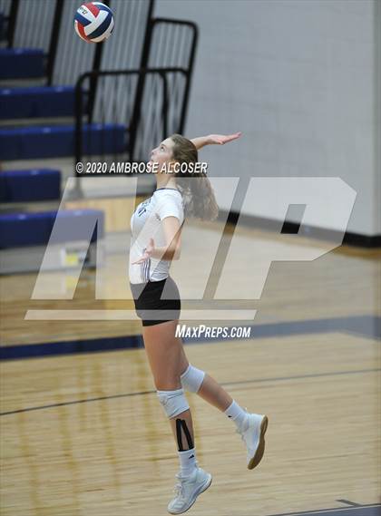 Thumbnail 2 in Klein @ Ridge Point photogallery.