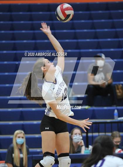 Thumbnail 2 in Klein @ Ridge Point photogallery.