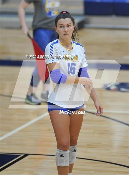 Thumbnail 3 in Klein @ Ridge Point photogallery.