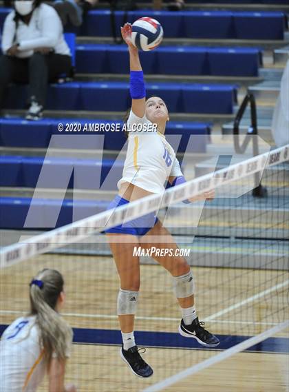 Thumbnail 3 in Klein @ Ridge Point photogallery.