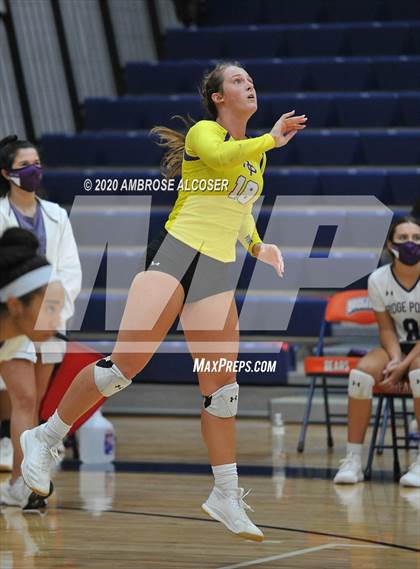 Thumbnail 1 in Klein @ Ridge Point photogallery.