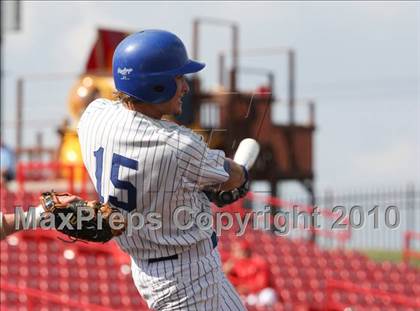 Thumbnail 2 in Bellevue vs. Covington Catholic (9th Region Tournament) photogallery.