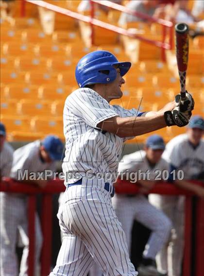 Thumbnail 3 in Bellevue vs. Covington Catholic (9th Region Tournament) photogallery.
