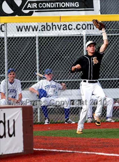 Thumbnail 2 in Bellevue vs. Covington Catholic (9th Region Tournament) photogallery.